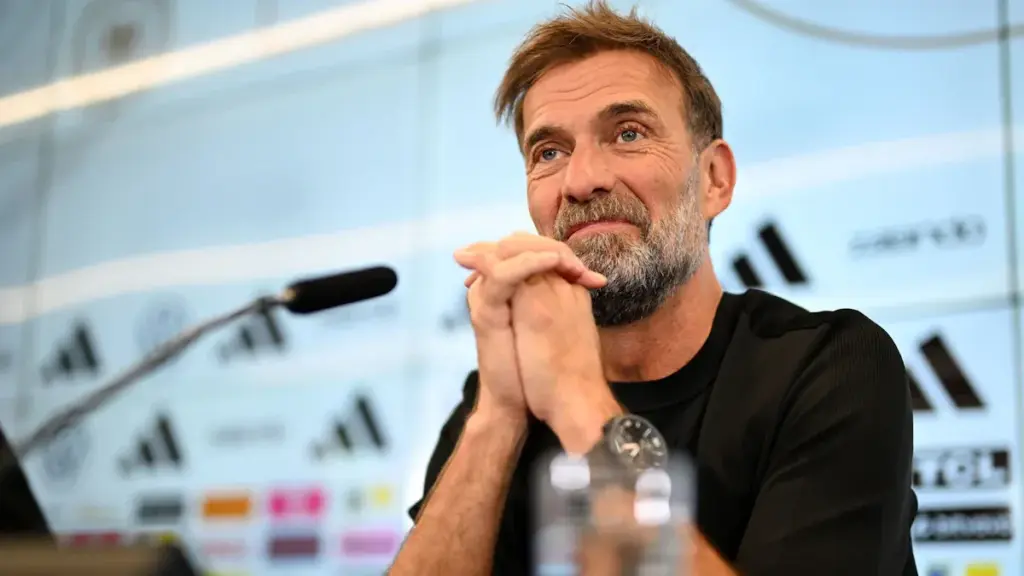 So viel Macht bekommt Klopps Schattenmann - SPORT1